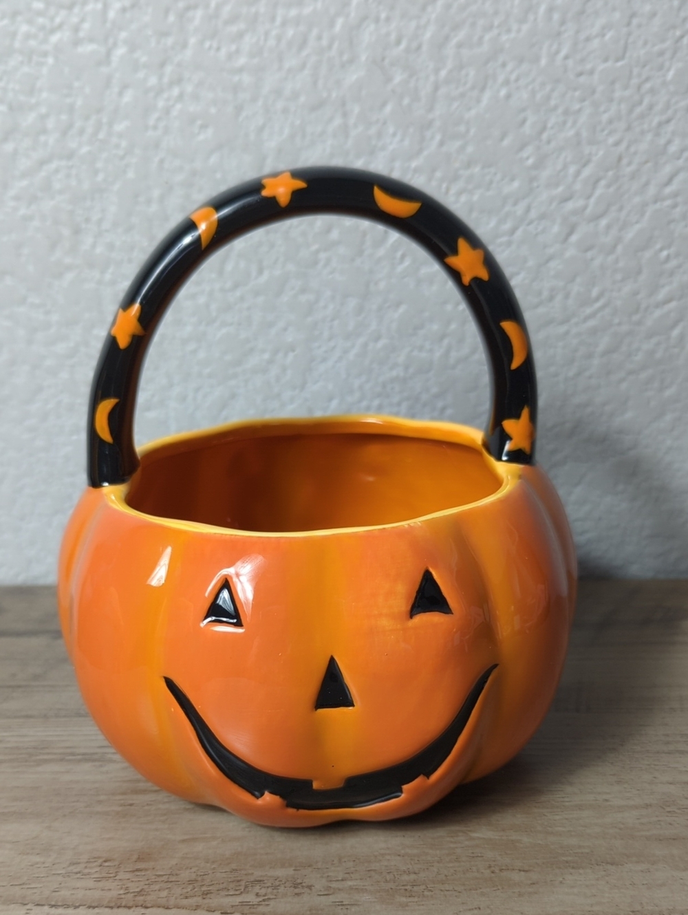 Ceramic Halloween Pumpkin Jack-O'-Lantern Candy Bowl Basket